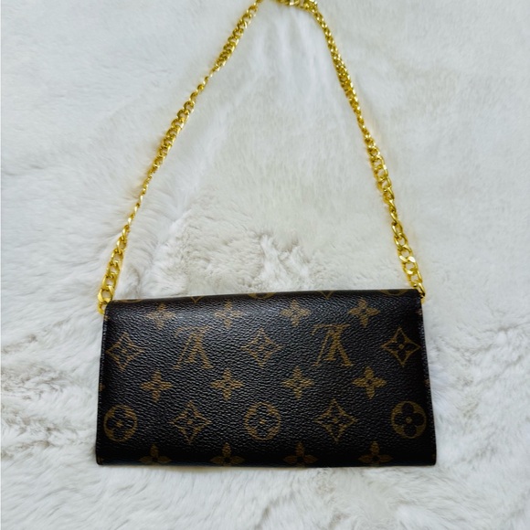 Louis Vuitton Brown Monogram Emilie Wallet with Chain … Super Clean - Picture 4 of 11